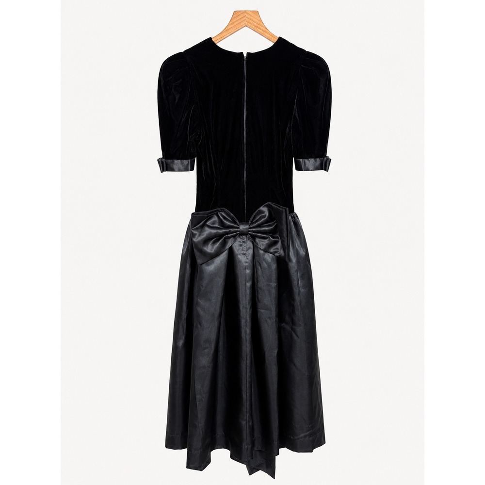 Vintage 80s Dropped Waist Black Velvet Dress Size M Whimsigoth Halloween Event